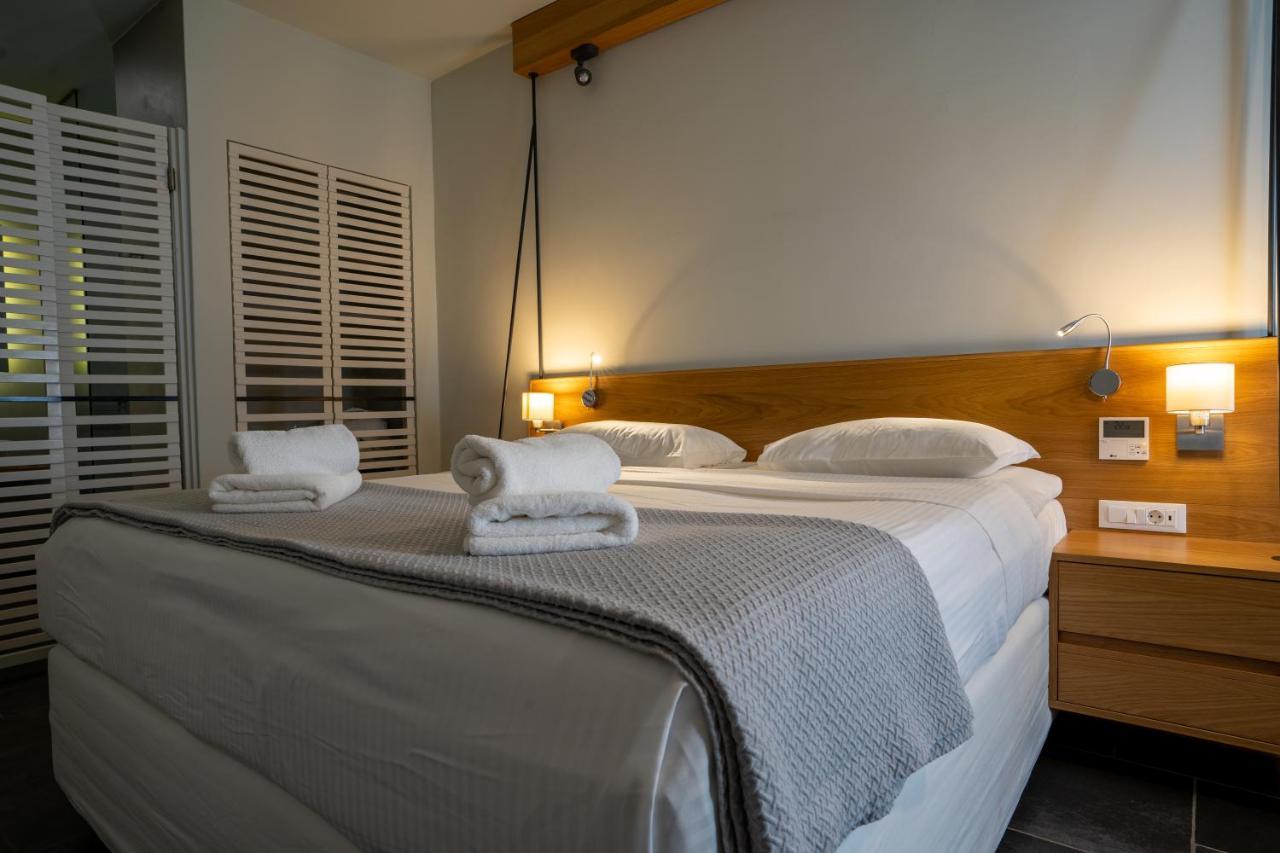 Meltemi Excelsior Suites Perissa  Exteriör bild